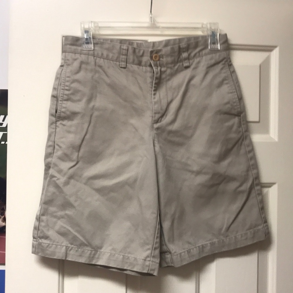 Boys Vineyard Vines Khaki Shorts Size 16